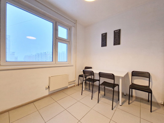 Сдам трехкомнатную (3-комн.) квартиру, Дмитровка Б. ул, 1к2, Москва г