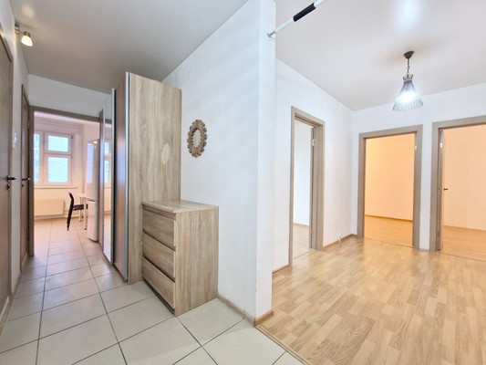 Сдам трехкомнатную (3-комн.) квартиру, Дмитровка Б. ул, 1к2, Москва г