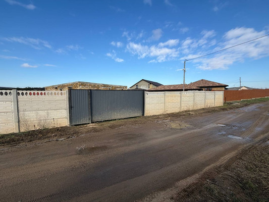 Продам участок 6 соток, ИЖС, Садовая ул, 37, Партизанское с, 0 км от города