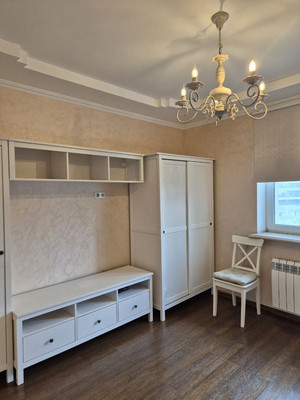 Продам трехкомнатную (3-комн.) квартиру, Тарусская ул, 22к3, Москва г