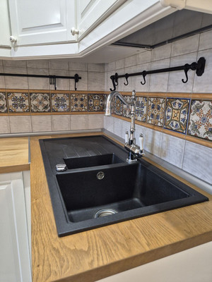 Продам трехкомнатную (3-комн.) квартиру, Тарусская ул, 22к3, Москва г