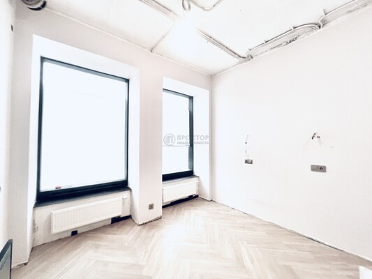 Продам однокомнатную (1-комн.) квартиру, Братьев Весниных б-р, 1, Москва г