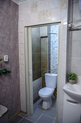 Продам однокомнатную (1-комн.) квартиру, Красная ул, 137, Калининград г