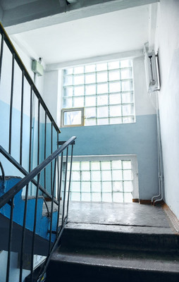 Продам однокомнатную (1-комн.) квартиру, Красная ул, 137, Калининград г