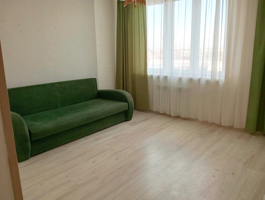 Продам однокомнатную (1-комн.) квартиру, В.Денисова ул, 26к12, Калининград г