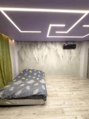 Продам однокомнатную (1-комн.) квартиру, Тихая ул, 55а, Калининград г