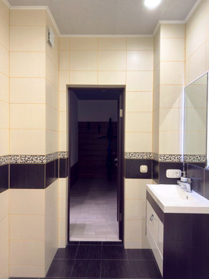 Продам однокомнатную (1-комн.) квартиру, Тихая ул, 55а, Калининград г