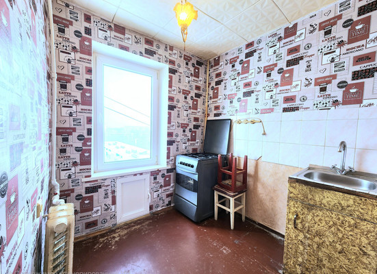 Продам однокомнатную (1-комн.) квартиру, Энергетиков пр-кт, 26/27, Новомичуринск г