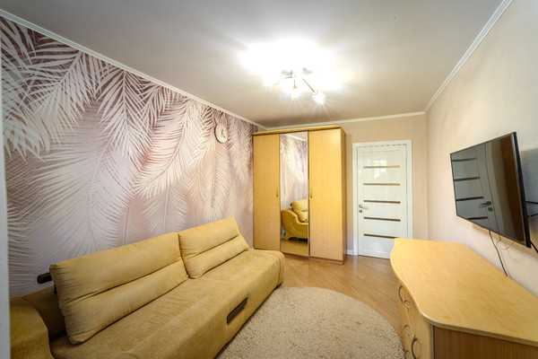 Продам двухкомнатную (2-комн.) квартиру, Садовая (Львовский мкр.) ул, 1а, Подольск г