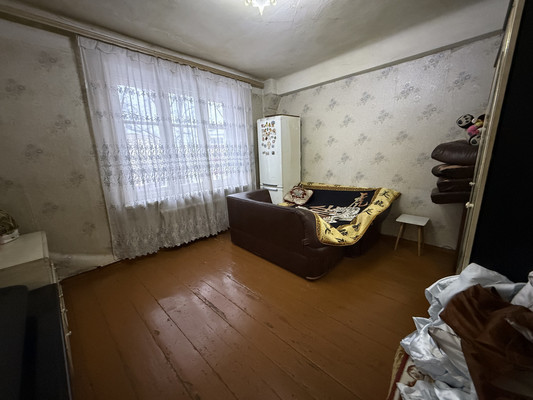 Продам трехкомнатную (3-комн.) квартиру, Коминтерна ул, 8к1, Королев г