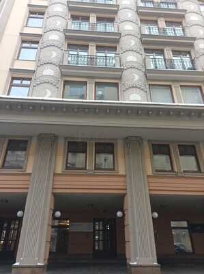 Продам двухкомнатную (2-комн.) квартиру, Большой Каретный пер, 24с2, Москва г