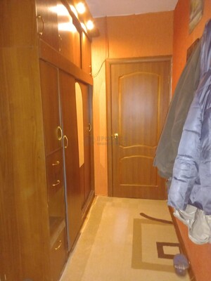 Продам двухкомнатную (2-комн.) квартиру, Голубинская ул, 24к1, Москва г