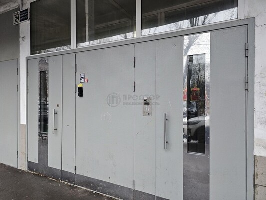 Продам двухкомнатную (2-комн.) квартиру, Голубинская ул, 24к1, Москва г