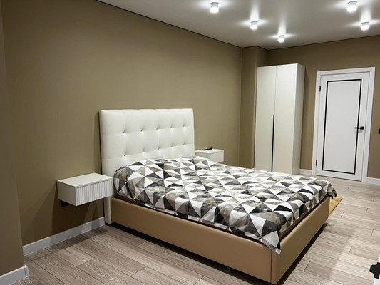 Продам двухкомнатную (2-комн.) квартиру, Ярославская ул, 113к1, Краснодар г