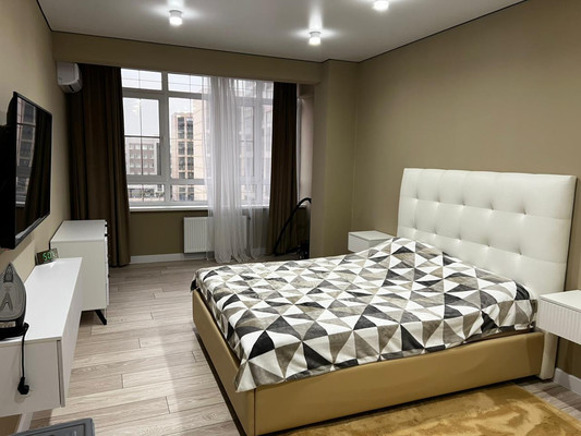 Продам двухкомнатную (2-комн.) квартиру, Ярославская ул, 113к1, Краснодар г