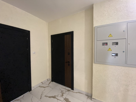 Продам однокомнатную (1-комн.) квартиру, Промышленная ул, 9а, Ханты-Мансийск г