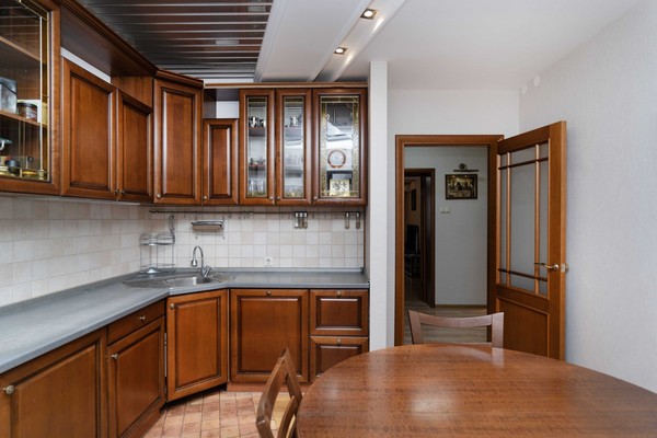 Продам многокомнатную квартиру, Менделеева ул, 3, Ханты-Мансийск г