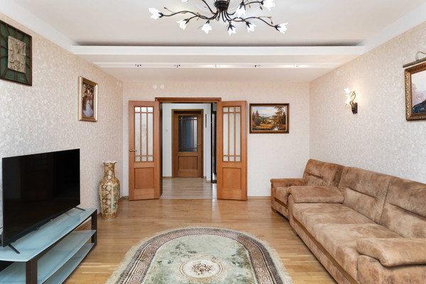 Продам многокомнатную квартиру, Менделеева ул, 3, Ханты-Мансийск г