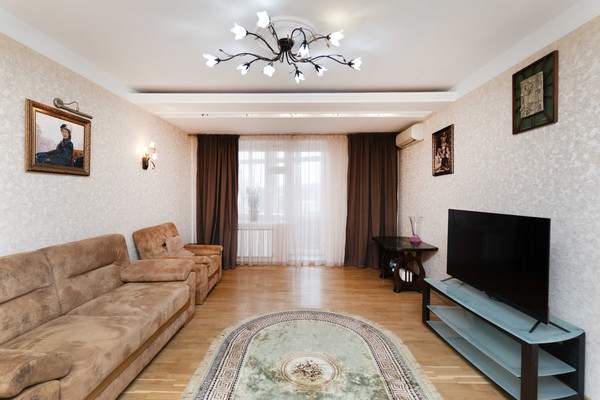 Продам многокомнатную квартиру, Менделеева ул, 3, Ханты-Мансийск г