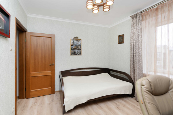 Продам многокомнатную квартиру, Менделеева ул, 3, Ханты-Мансийск г