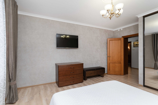 Продам многокомнатную квартиру, Менделеева ул, 3, Ханты-Мансийск г