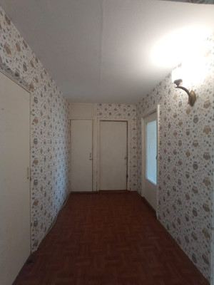 Продам двухкомнатную (2-комн.) квартиру, Малышева ул, 11, Сыктывкар г