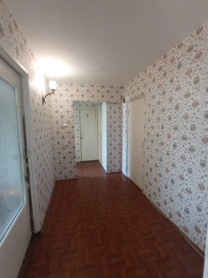 Продам двухкомнатную (2-комн.) квартиру, Малышева ул, 11, Сыктывкар г