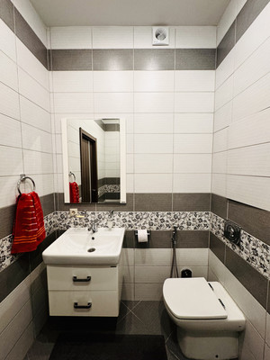 Продам многокомнатную квартиру, Мичуринский пр-кт, 16, Москва г