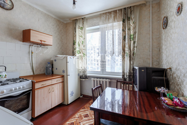 Продам двухкомнатную (2-комн.) квартиру, 7-я Парковая ул, 31к1, Москва г