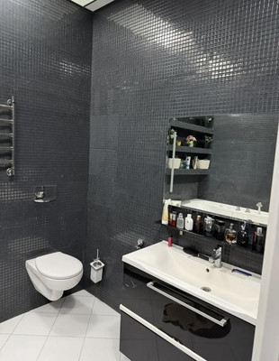 Продам трехкомнатную (3-комн.) квартиру, СНТ Фронтовики ЮАО тер, 1акА, Марушкино д