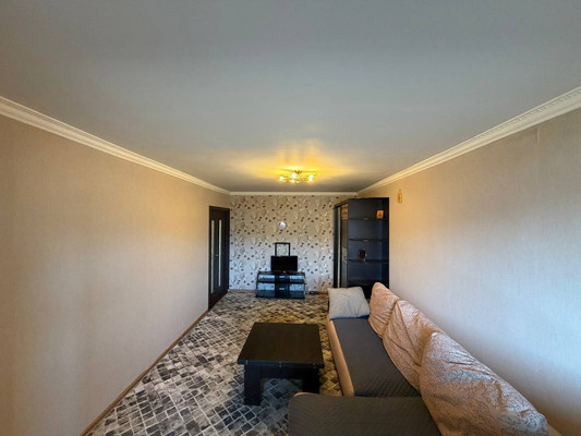 Продам трехкомнатную (3-комн.) квартиру, Звездная ул, 14, Туапсе г