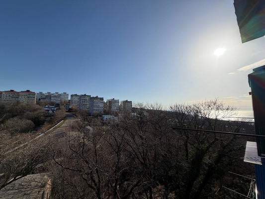 Продам трехкомнатную (3-комн.) квартиру, Звездная ул, 14, Туапсе г