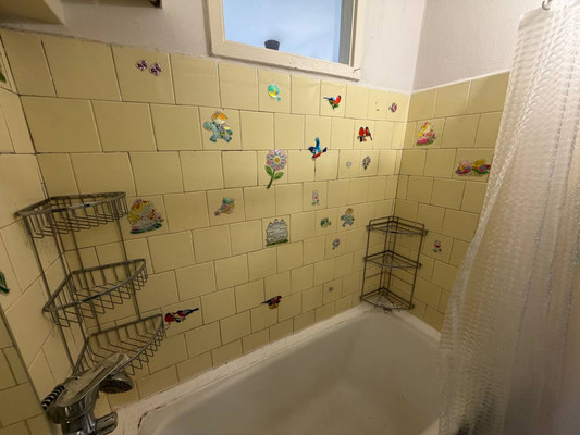 Продам трехкомнатную (3-комн.) квартиру, Звездная ул, 14, Туапсе г