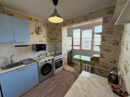 Продам трехкомнатную (3-комн.) квартиру, Звездная ул, 14, Туапсе г