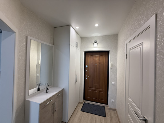 Продам однокомнатную (1-комн.) квартиру, Старозенитная ул, 9, Симферополь г