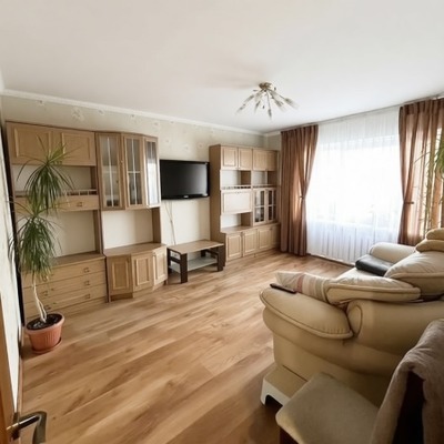 Продам двухкомнатную (2-комн.) квартиру, Батальная ул, 67, Калининград г