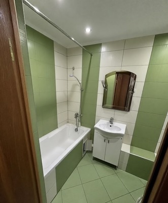 Продам двухкомнатную (2-комн.) квартиру, Батальная ул, 67, Калининград г