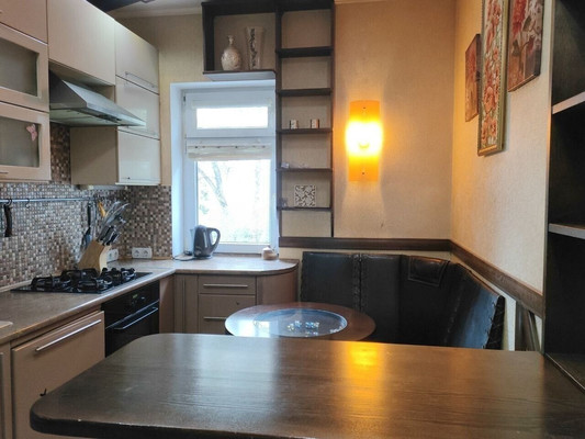 Продам двухкомнатную (2-комн.) квартиру, Молочинского ул, 9, Калининград г