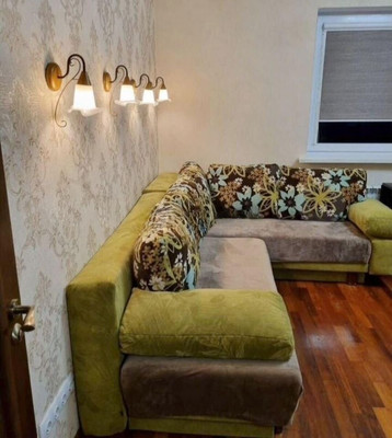 Продам двухкомнатную (2-комн.) квартиру, Молочинского ул, 9, Калининград г