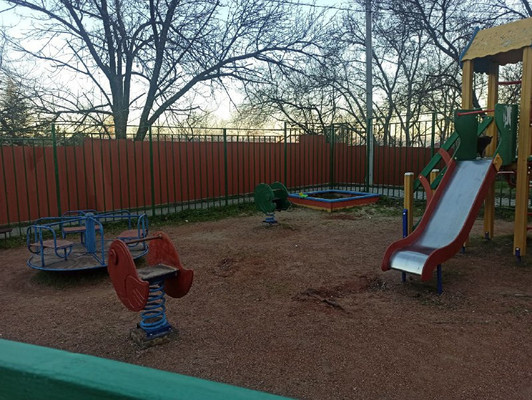 Продам трехкомнатную (3-комн.) квартиру, Донская ул, 49, Симферополь г