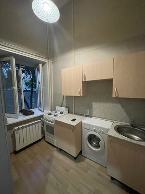 Продам однокомнатную (1-комн.) квартиру, Вадковский пер, 12, Москва г