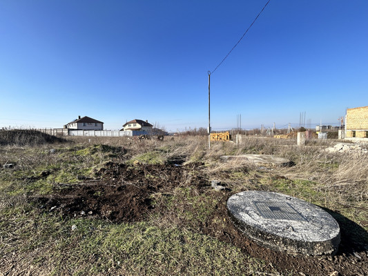 Продам участок 10 соток, ИЖС, Черноморская ул, 70, Мирное с, 0 км от города