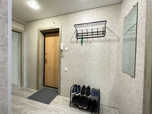 Продам двухкомнатную (2-комн.) квартиру, Рихарда Зорге ул, 21, Казань г