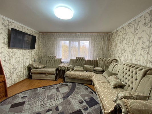 Продам трехкомнатную (3-комн.) квартиру, Собянина ул, 5, Ханты-Мансийск г