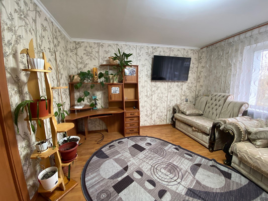 Продам трехкомнатную (3-комн.) квартиру, Собянина ул, 5, Ханты-Мансийск г