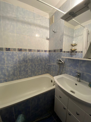 Продам трехкомнатную (3-комн.) квартиру, Собянина ул, 5, Ханты-Мансийск г