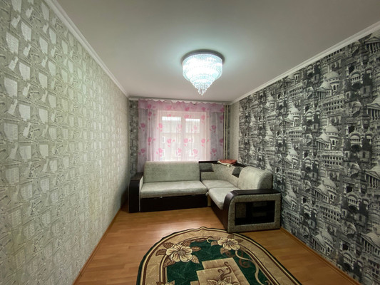 Продам трехкомнатную (3-комн.) квартиру, Собянина ул, 5, Ханты-Мансийск г