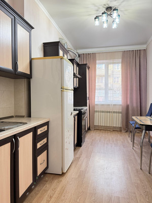 Продам двухкомнатную (2-комн.) квартиру, Хужокова ул, 145, Нальчик г