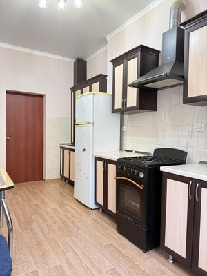 Продам двухкомнатную (2-комн.) квартиру, Хужокова ул, 145, Нальчик г