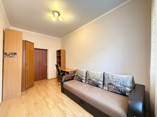 Продам двухкомнатную (2-комн.) квартиру, Хужокова ул, 145, Нальчик г